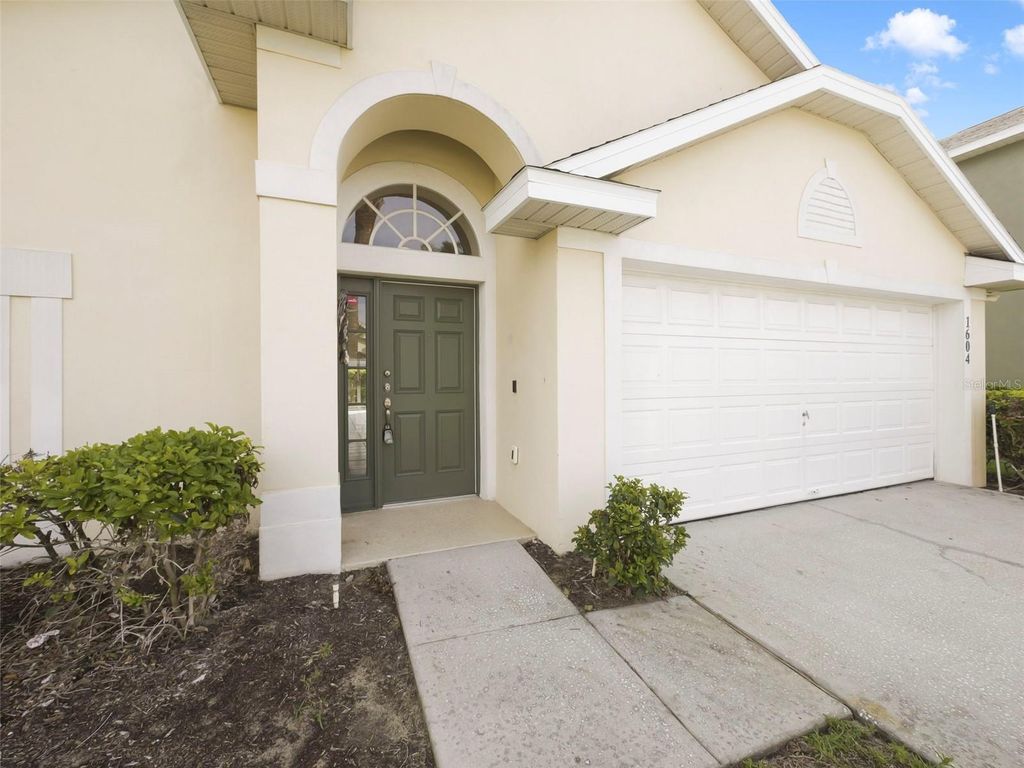 Photo of 1604 Morning Star Drive, Clermont, FL 34714 (MLS # O6390744)