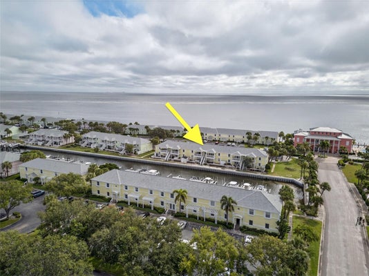 4945 COQUINA KEY DR SE APT C, SAINT PETERSBURG, FL 33705 - Image b683020d994d3f9ad9989f9db645c513/3924661959