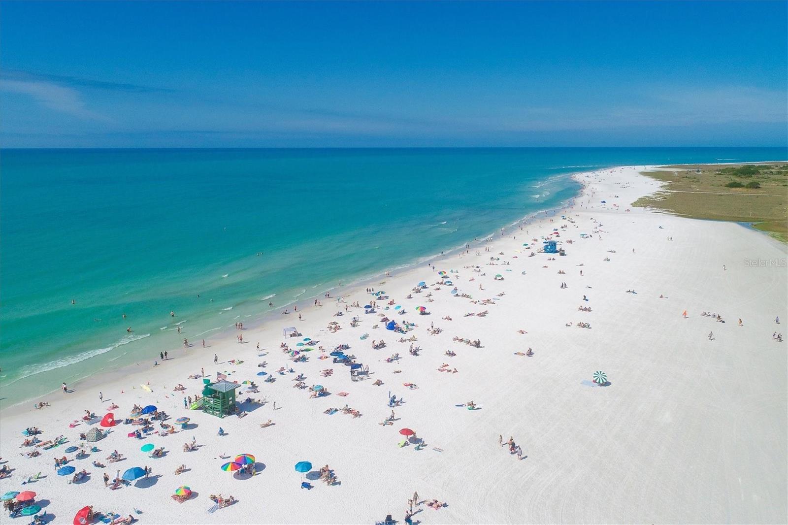 BAY ISLAND SHORES - Residential