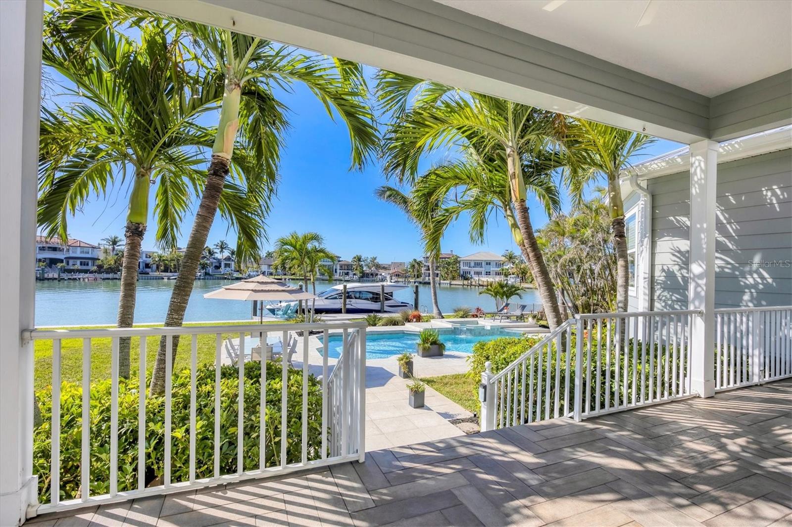 BAY ISLAND SHORES - Residential