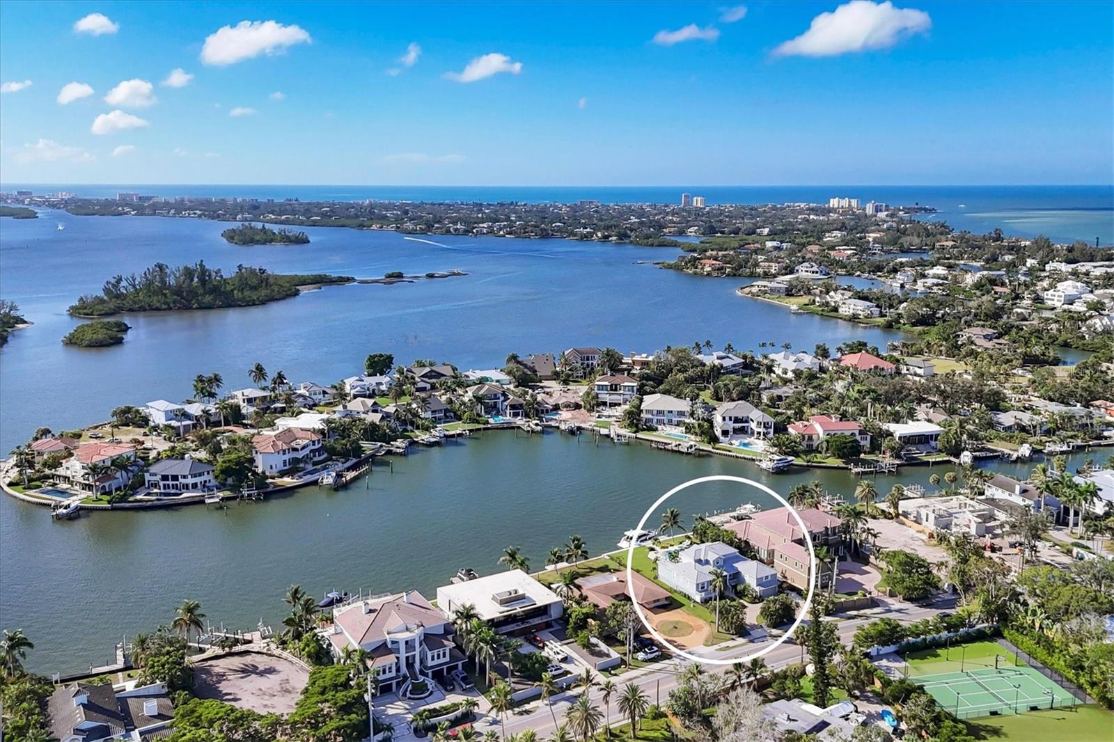 BAY ISLAND SHORES - Residential