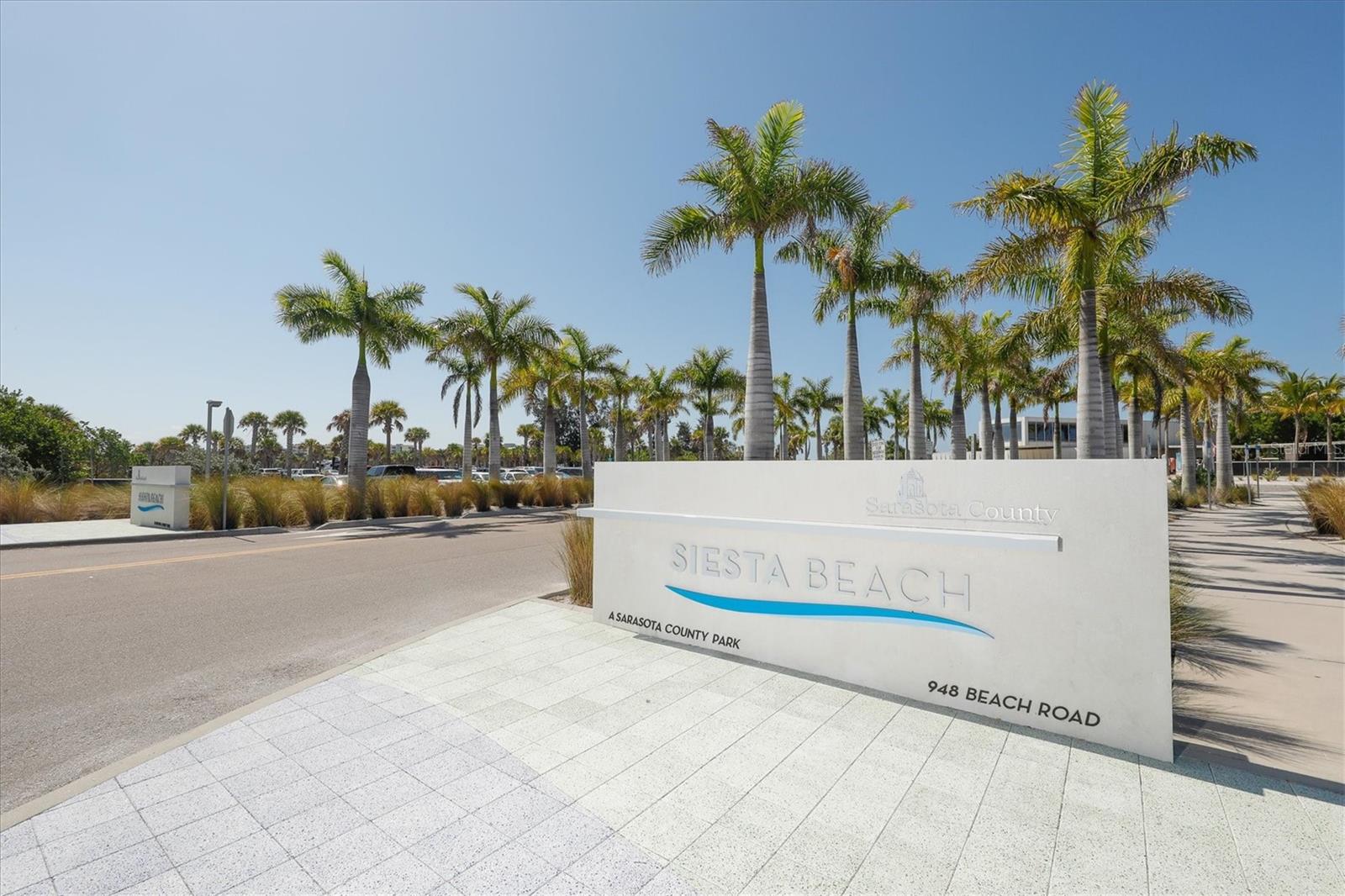 BAY ISLAND SHORES - Residential