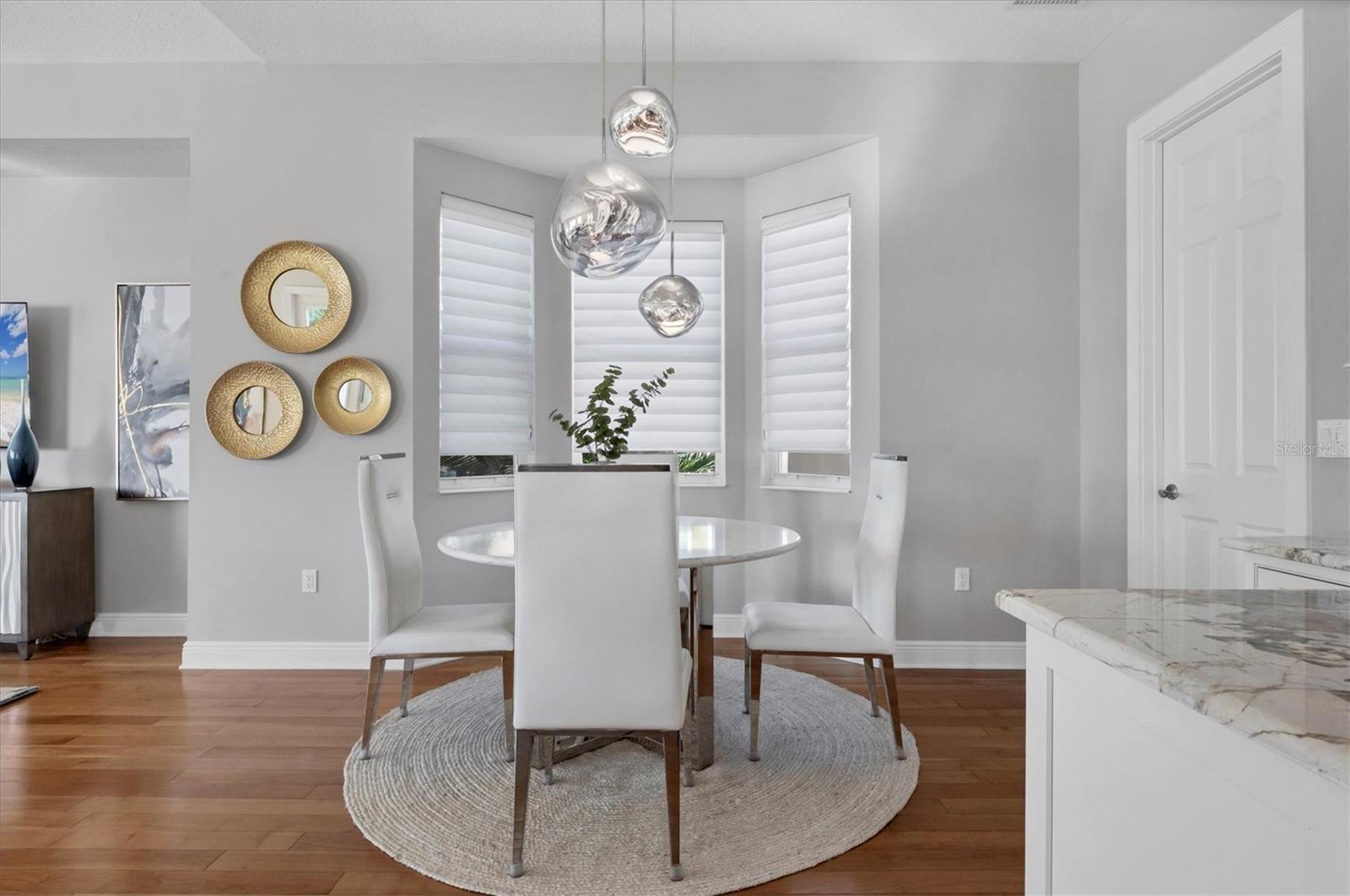 BAY ISLAND SHORES - Residential