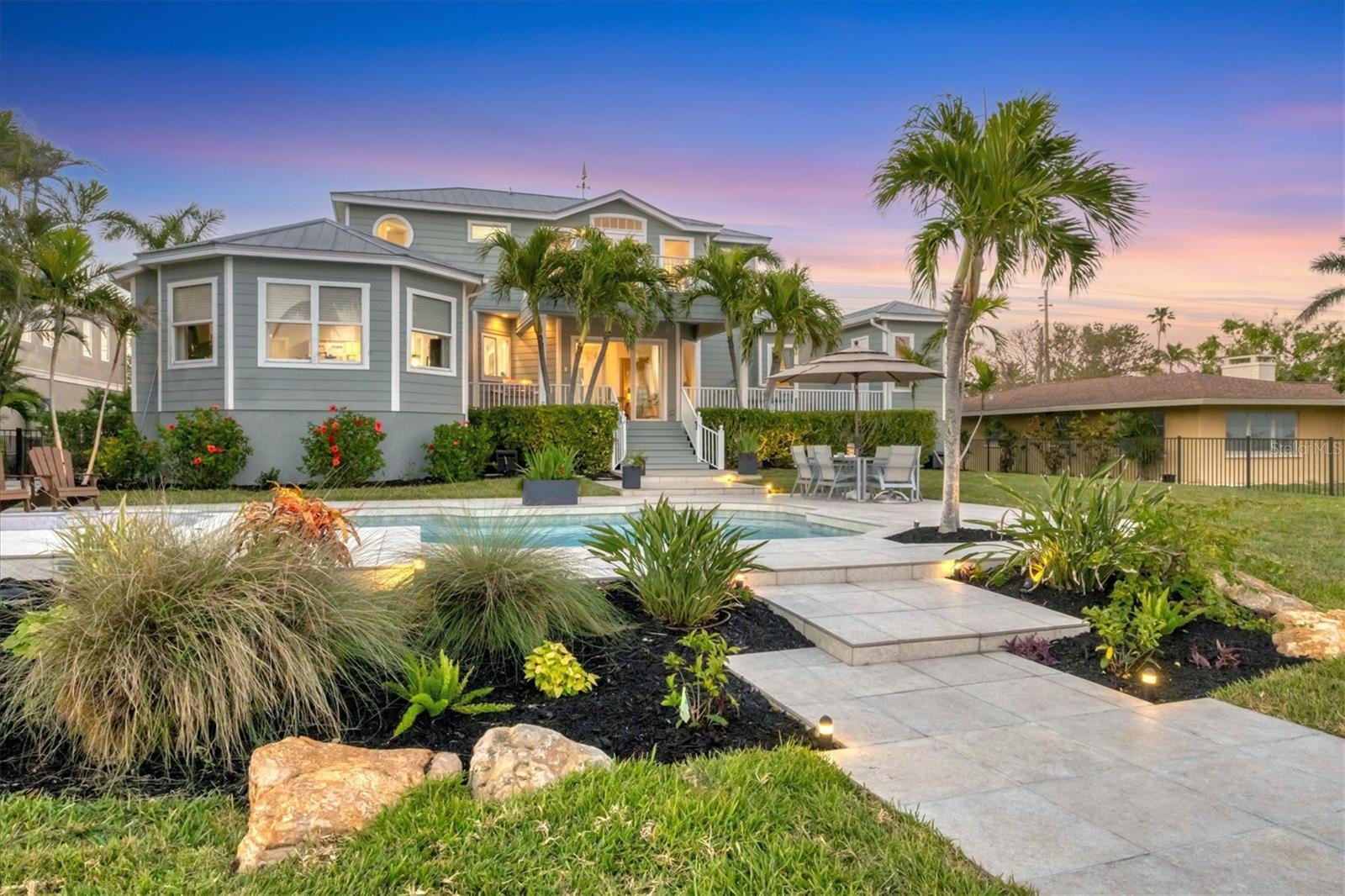 BAY ISLAND SHORES - Residential