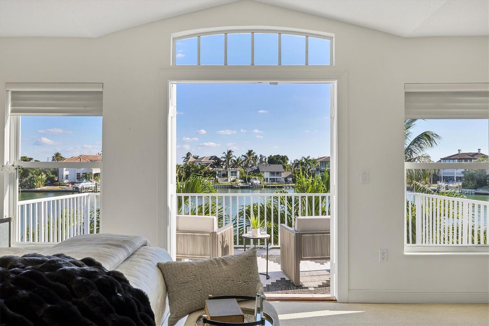BAY ISLAND SHORES - Residential