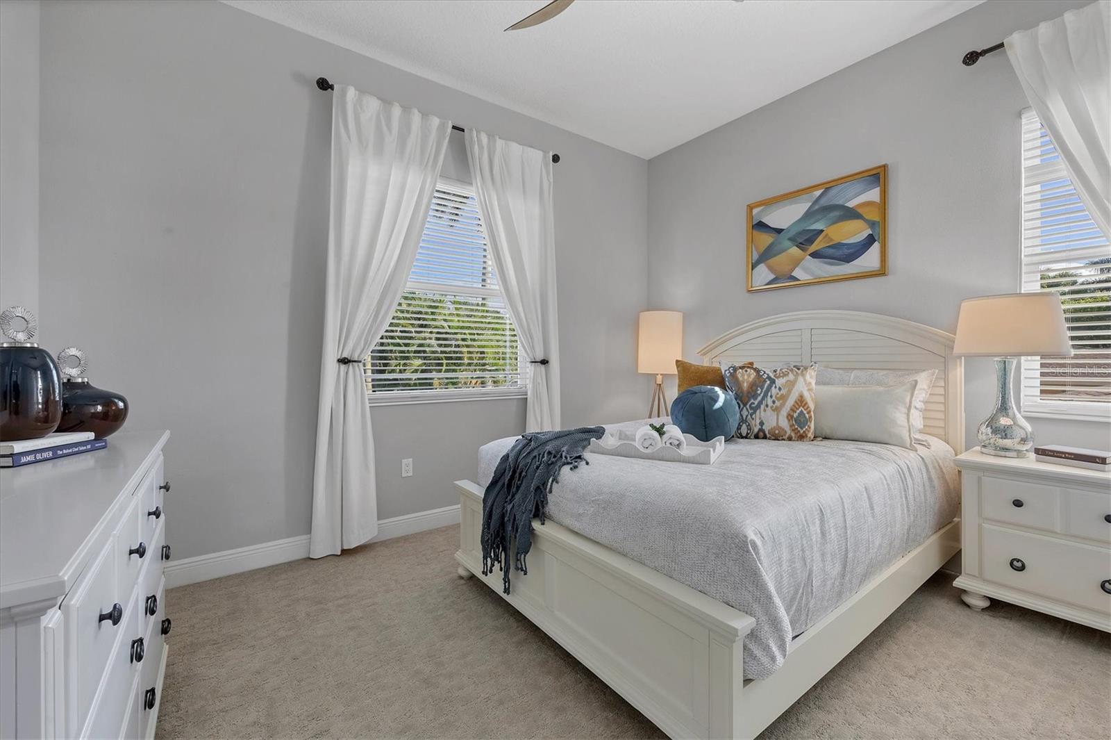 BAY ISLAND SHORES - Residential