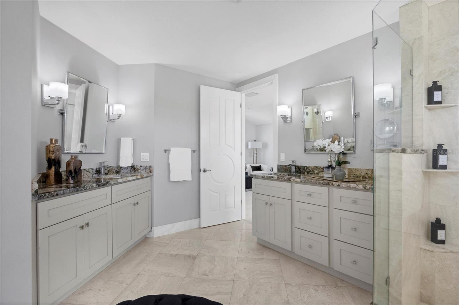 BAY ISLAND SHORES - Residential