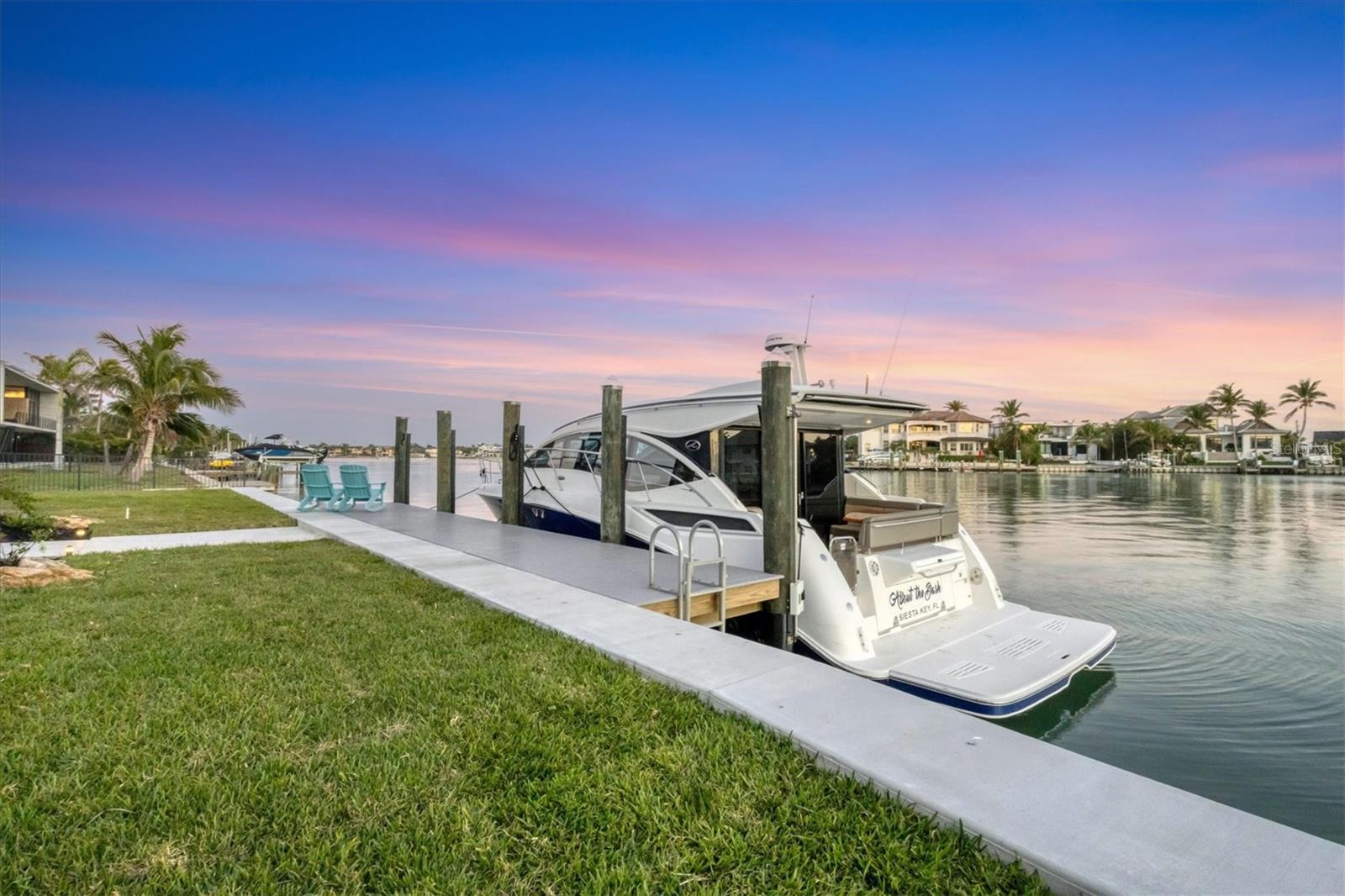BAY ISLAND SHORES - Residential