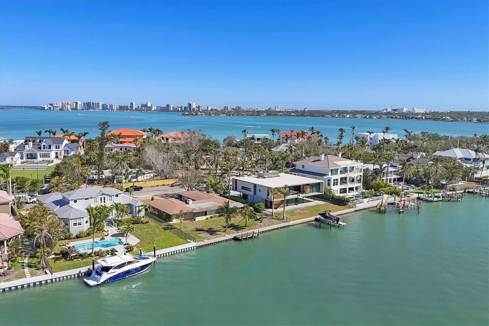 BAY ISLAND SHORES - Residential