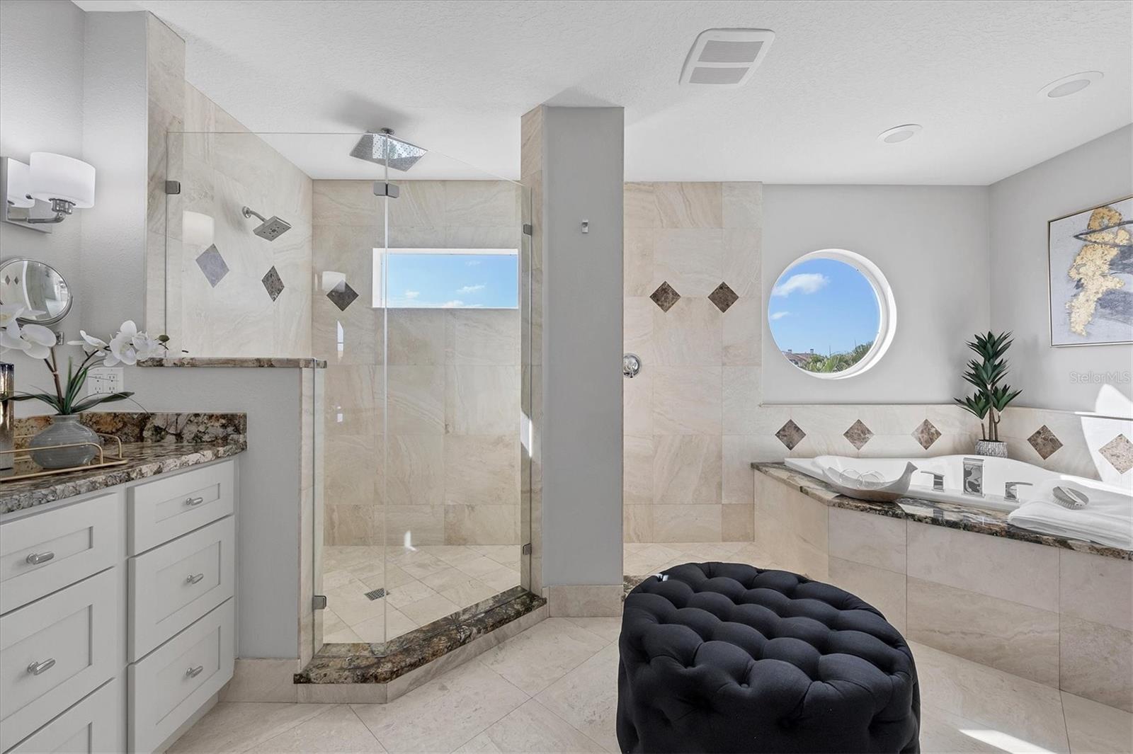 BAY ISLAND SHORES - Residential