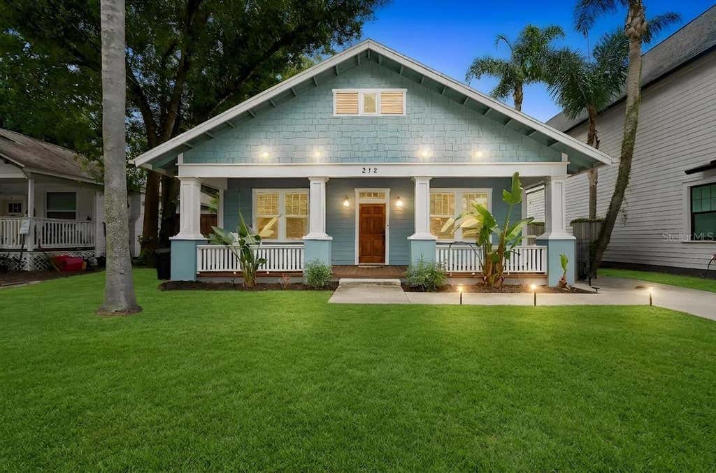 Photo of 212 W Hilda Street, Tampa, FL 33603 (MLS # TB8529466)