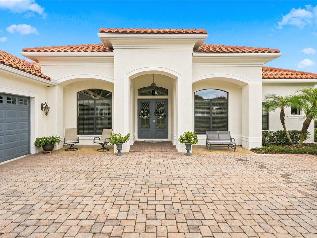 Photo of 17314 San Aringo Place, Lutz, FL 33548 (MLS # TB8556414)