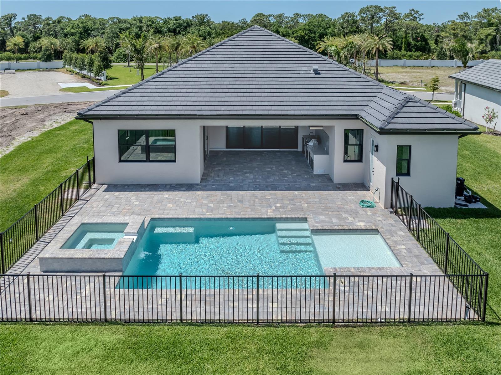 1729 LUGANO CIRCLE