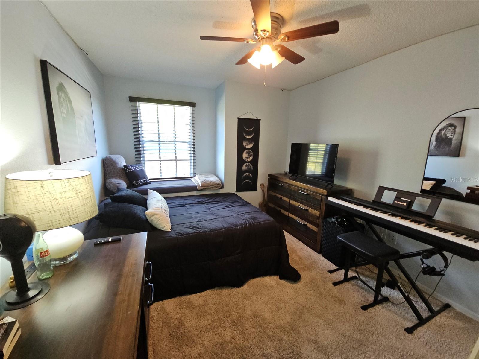 VILLAGE AT BENTLEY PARK PH II TR B - Residential