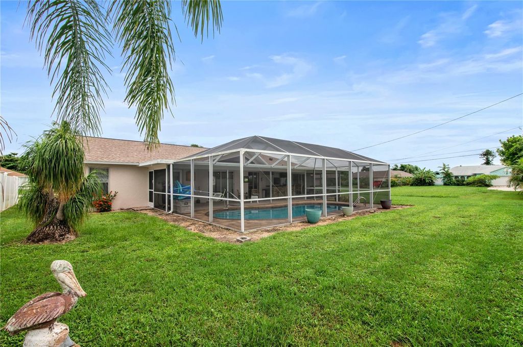 Photo of 1232 SE 21st Place, Cape Coral, FL 33990 (MLS # C7514551)