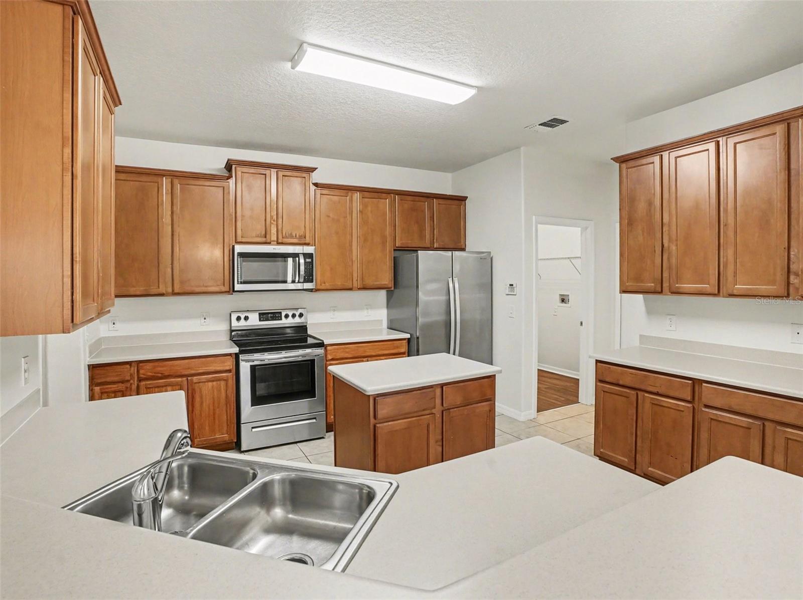 WESTYN BAY PH 01 R R-1 R-5 R-6 - Residential