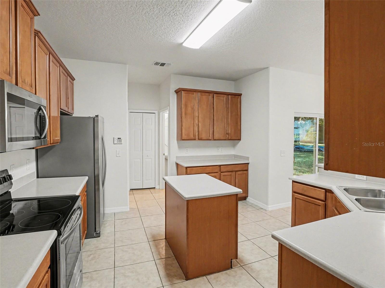 WESTYN BAY PH 01 R R-1 R-5 R-6 - Residential