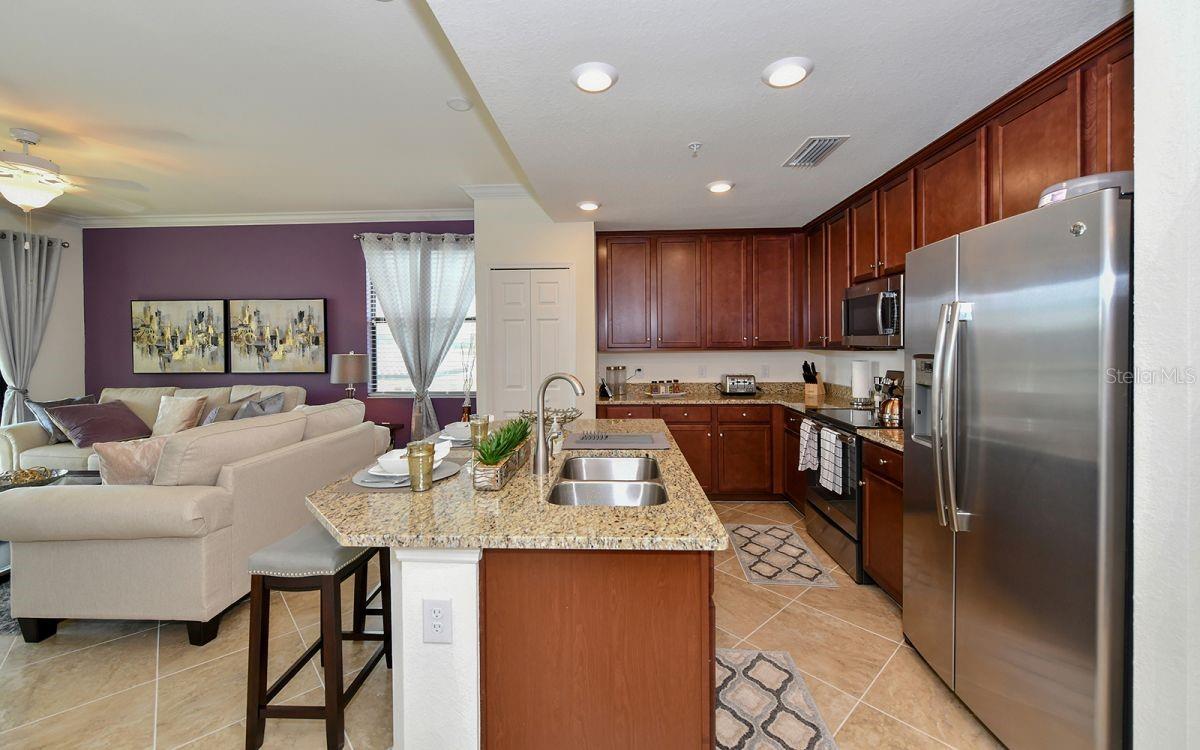TERRACE III AT LAKEWOOD NATIONAL PH I - Residential Lease