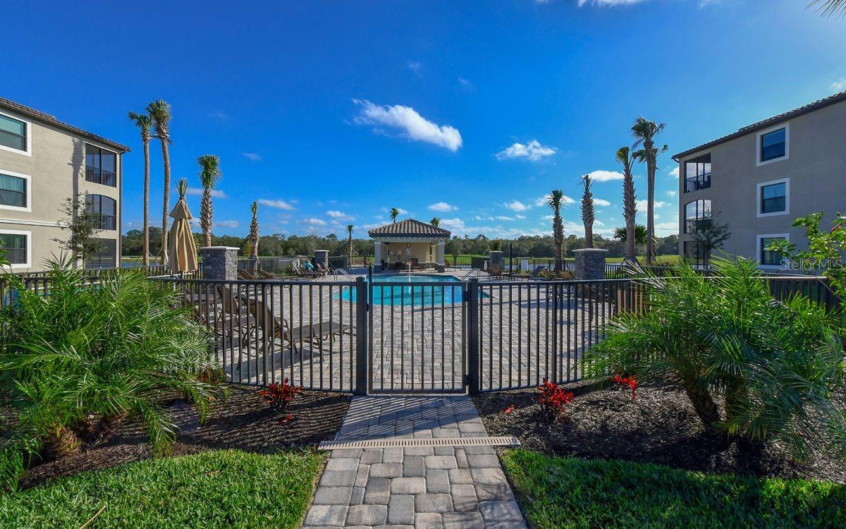 TERRACE III AT LAKEWOOD NATIONAL PH I - Residential Lease