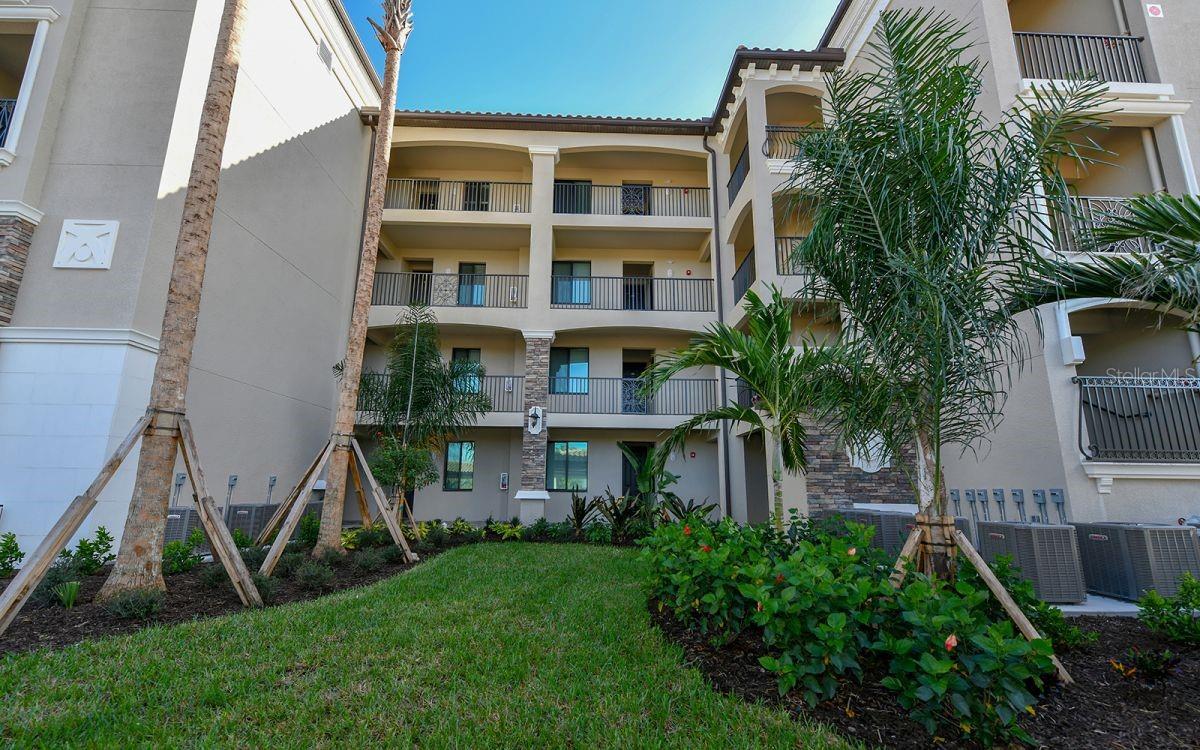 TERRACE III AT LAKEWOOD NATIONAL PH I - Residential Lease
