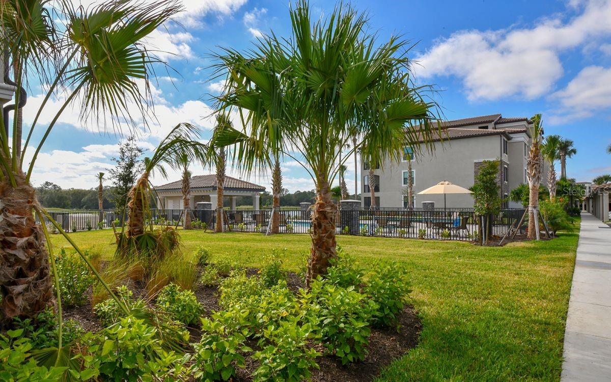 TERRACE III AT LAKEWOOD NATIONAL PH I - Residential Lease