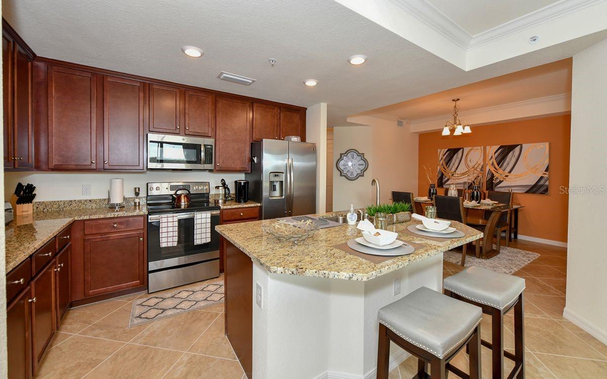 TERRACE III AT LAKEWOOD NATIONAL PH I - Residential Lease