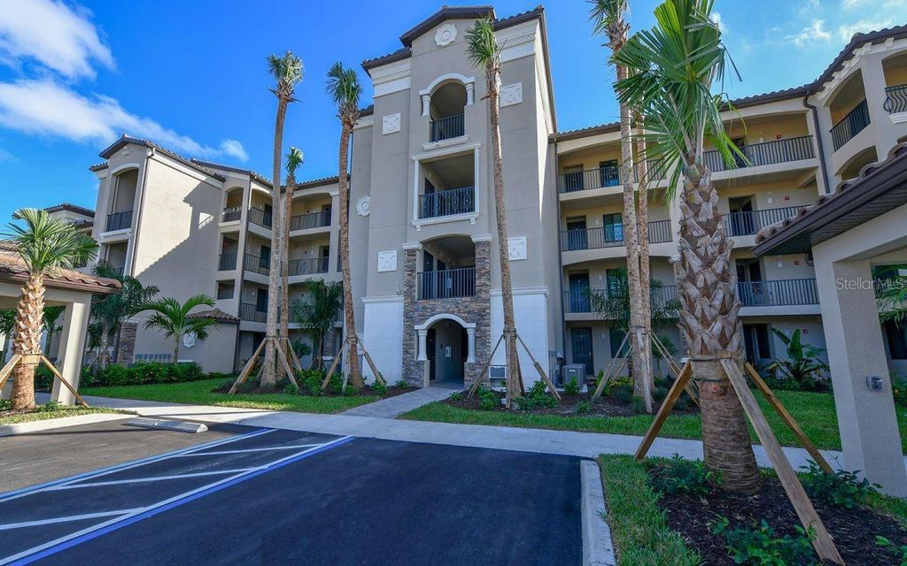 Photo of 17006 Vardon Terrace #208, Bradenton, FL 34211 (MLS # A4658948)