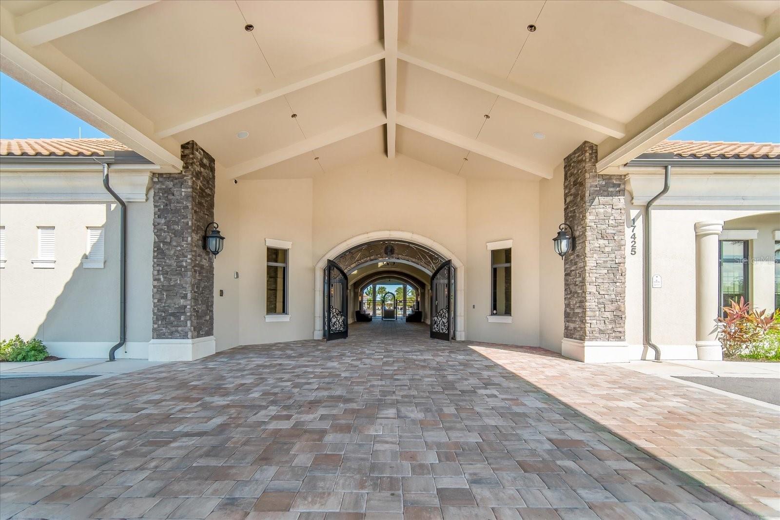 TERRACE IV AT LAKEWOOD NATIONAL PH II - Residential Lease