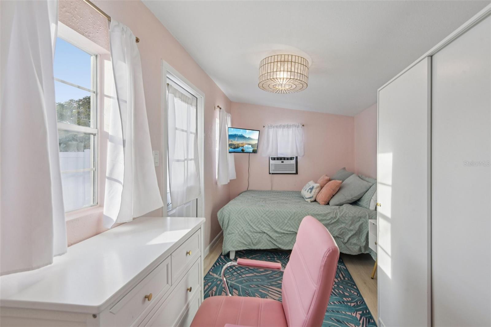 HILLBROOK ESTATES - Residential