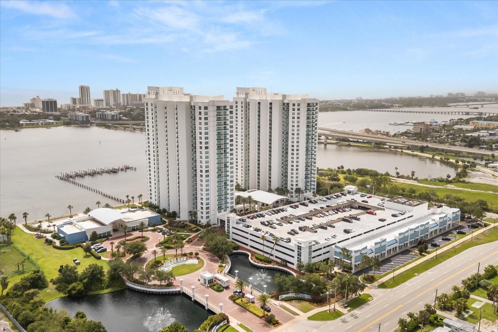 241 RIVERSIDE DRIVE 902