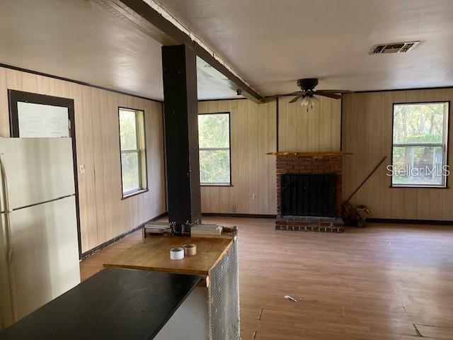 GOVT LEASE LT LAKE CATHERINE - Residential