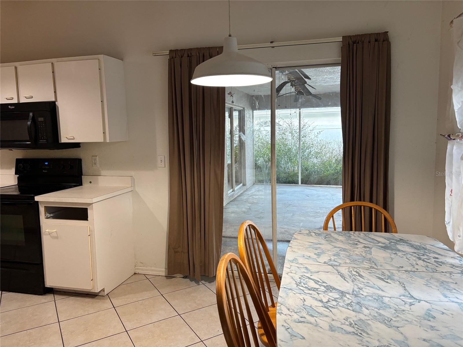 2405 APPALOOSA CIRCLE