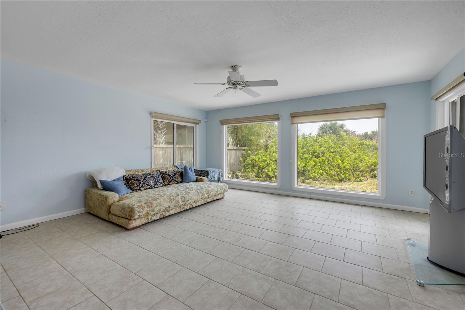 CORONADO SHORES UN 1 - Residential