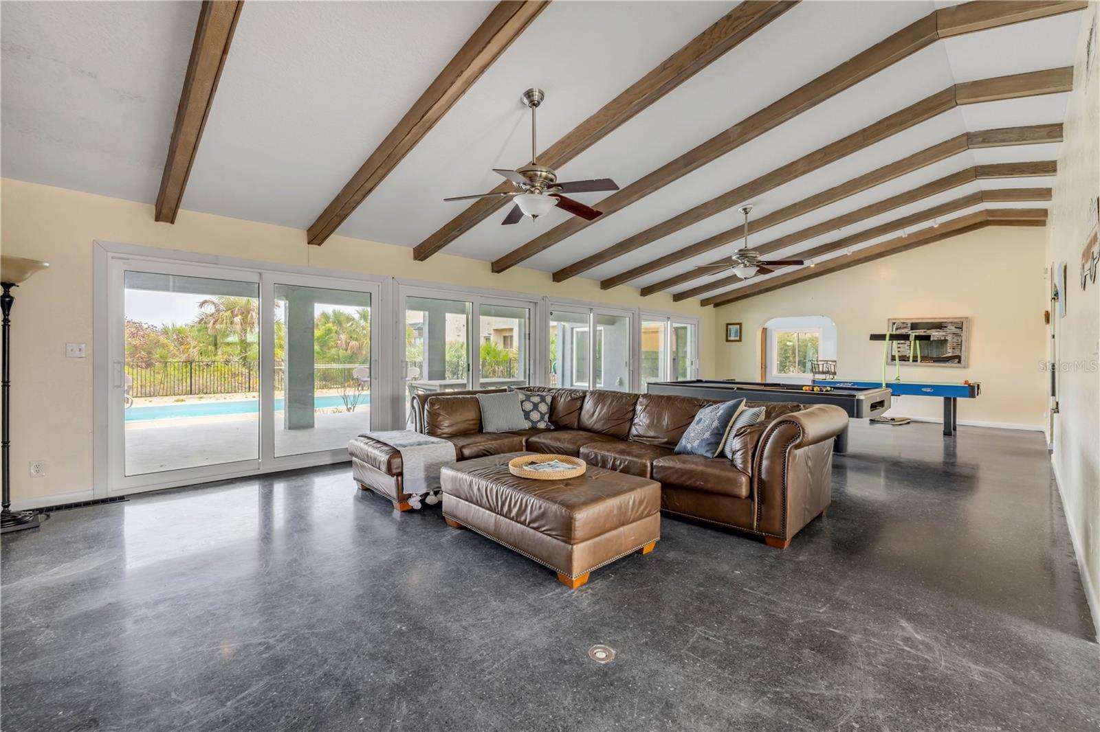 CORONADO SHORES UN 1 - Residential