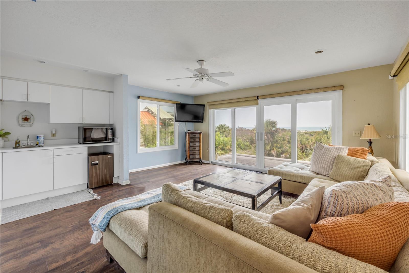 CORONADO SHORES UN 1 - Residential