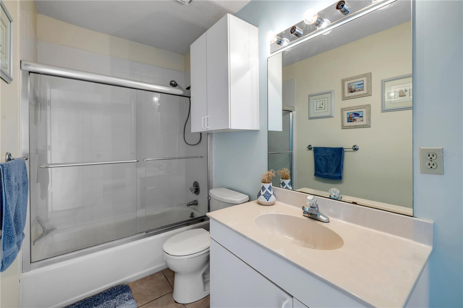 CORONADO SHORES UN 1 - Residential