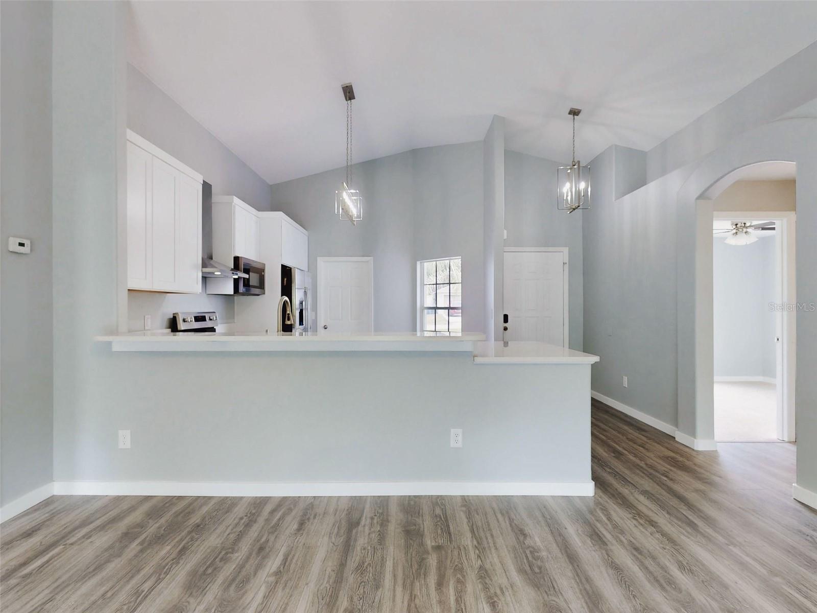 WEST HIGHLANDS - Residential