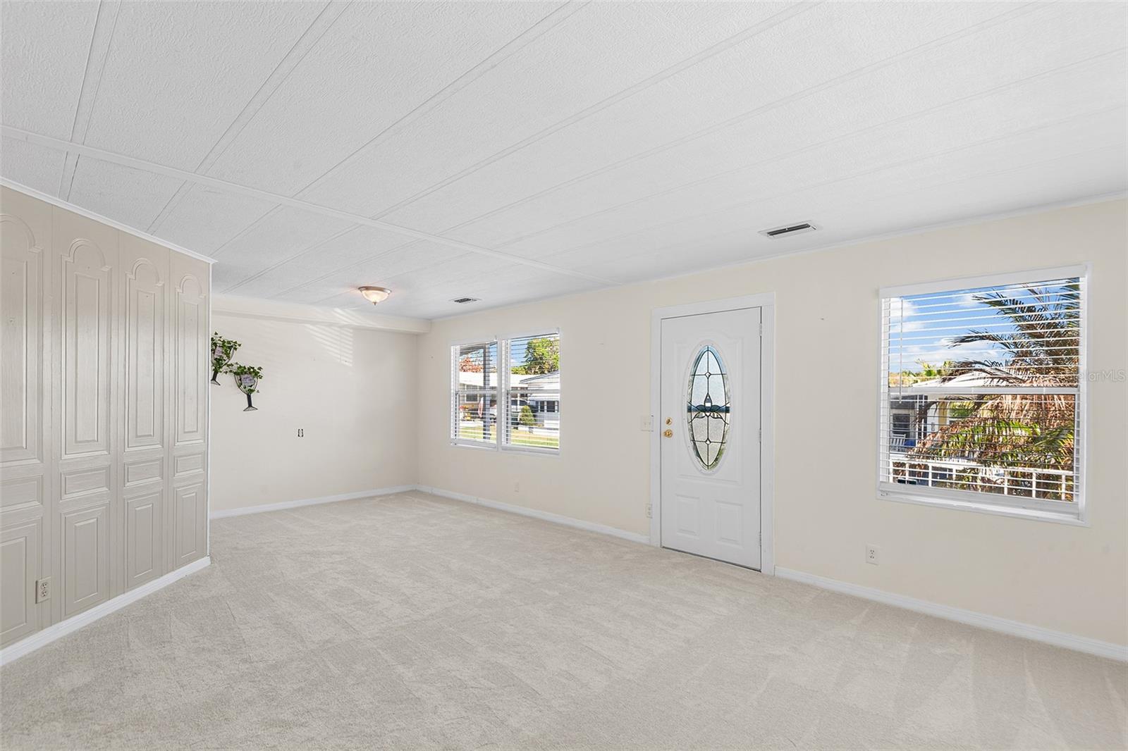 LAKESIDE HILLS ESTATES - Residential