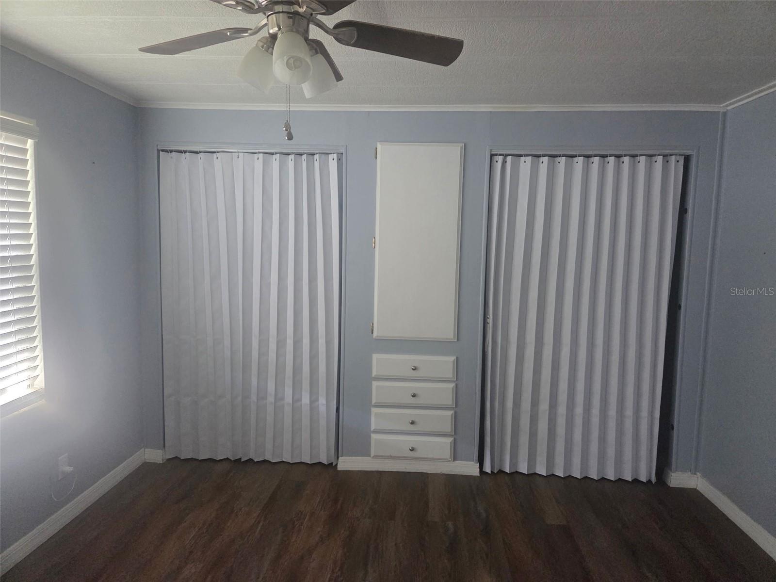 LAKESIDE HILLS ESTATES - Residential