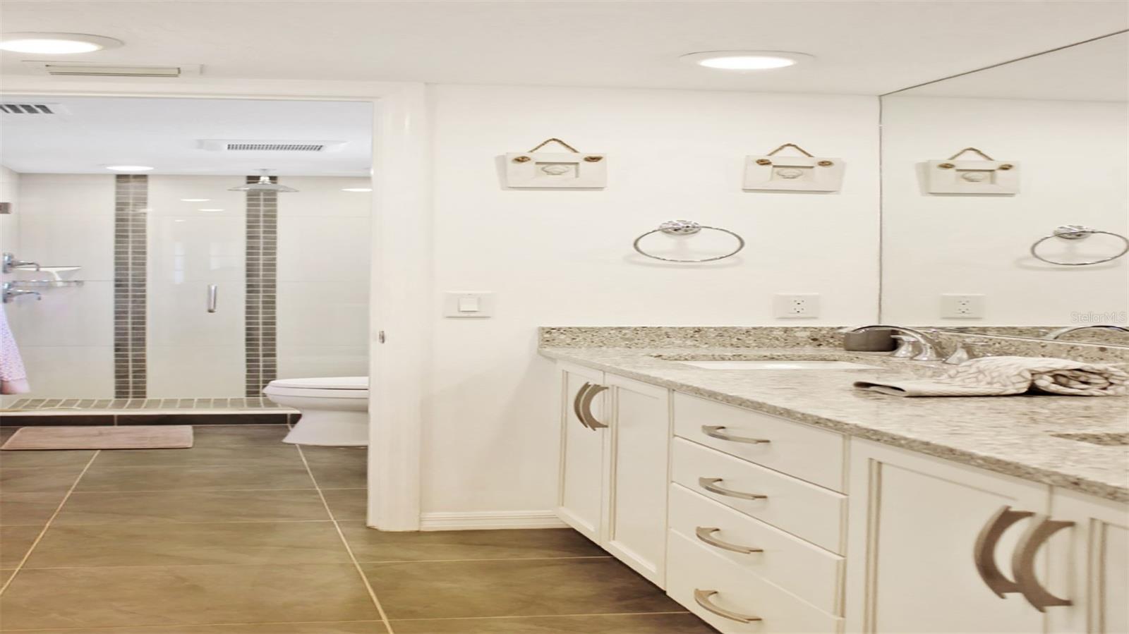 GULF & BAY CLUB BAYSIDE - Residential Lease