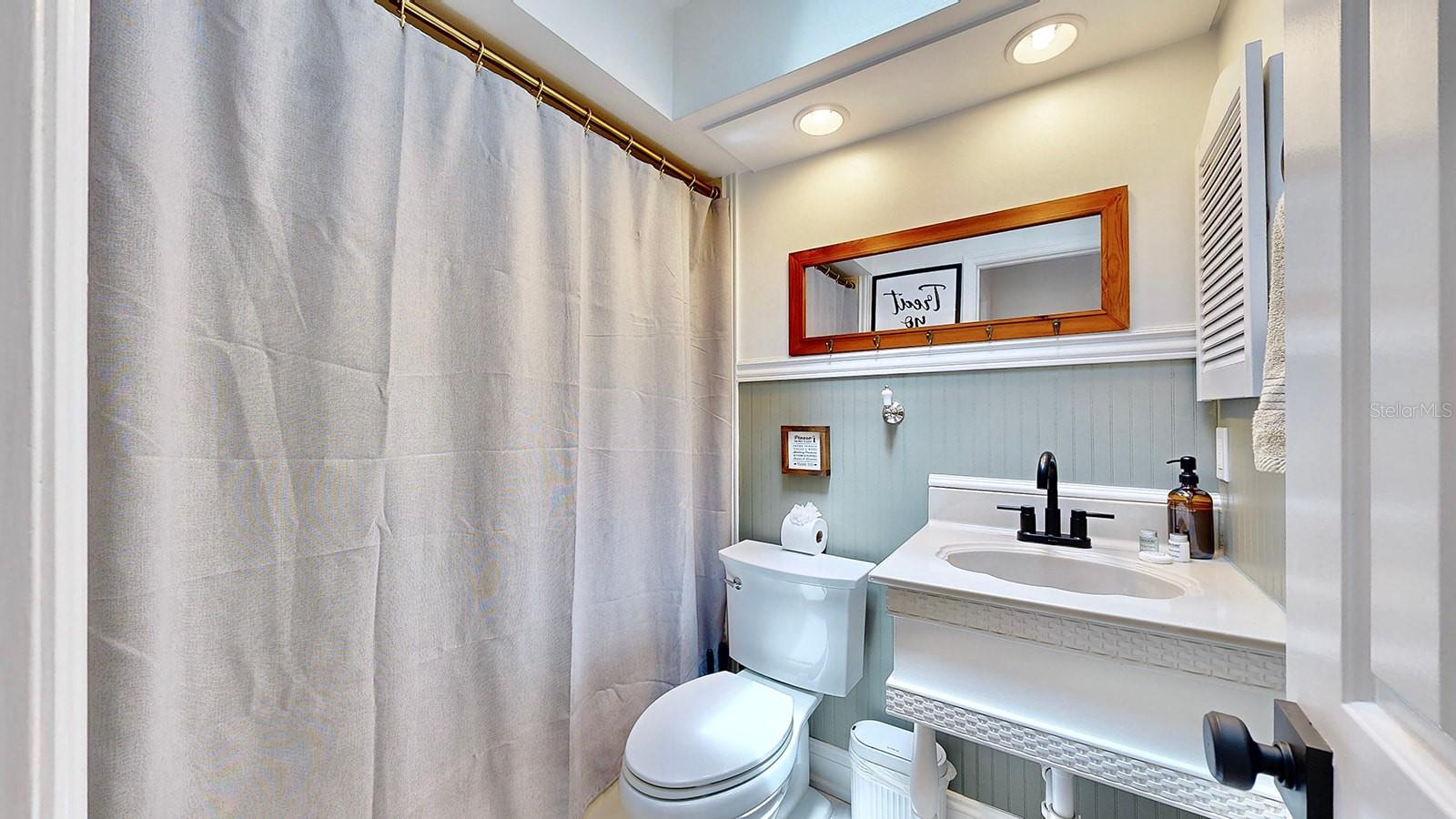 RIVERHAVEN VILLAGE REP - Residential Lease