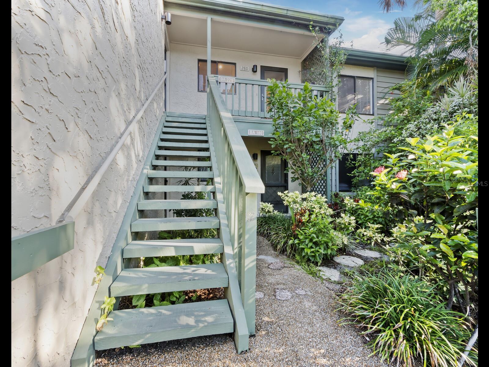 1511 PELICAN POINT DRIVE 280, SARASOTA, FL, 34231 1 1511 PELICAN POINT DRIVE 280