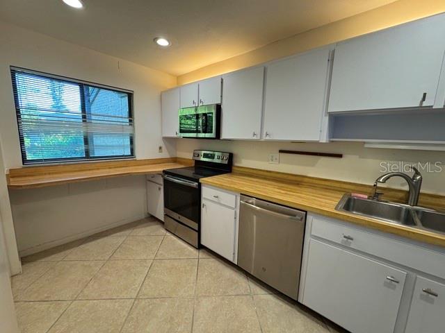 1511 PELICAN POINT DRIVE 280