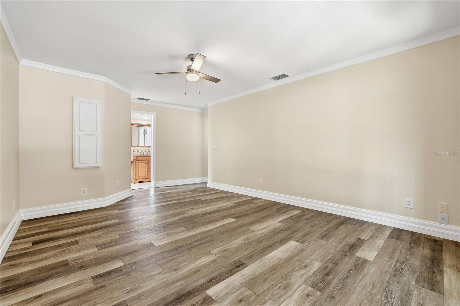 SOUND SOUTH UNIT TWO - Residential