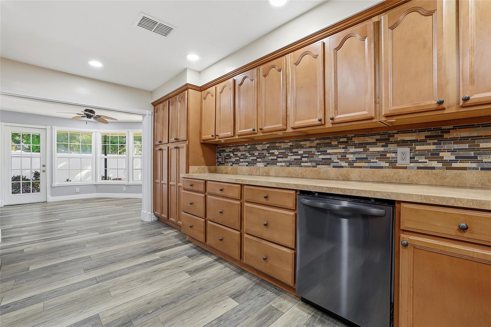 SOUND SOUTH UNIT TWO - Residential