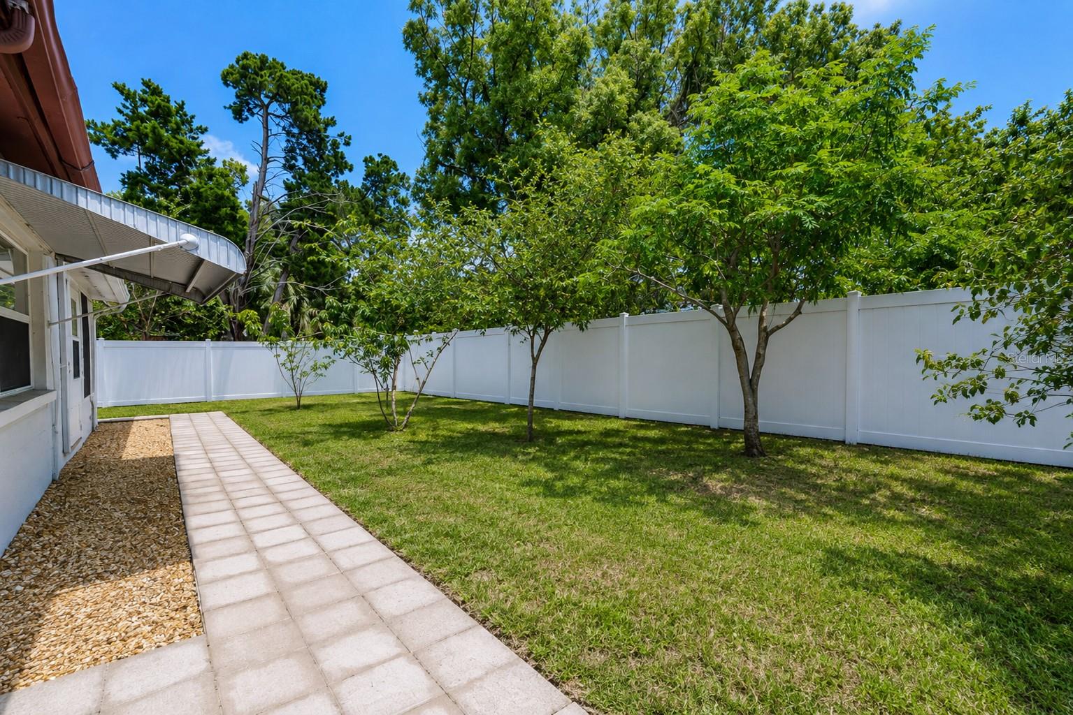 3302 ROCK ROYAL DRIVE