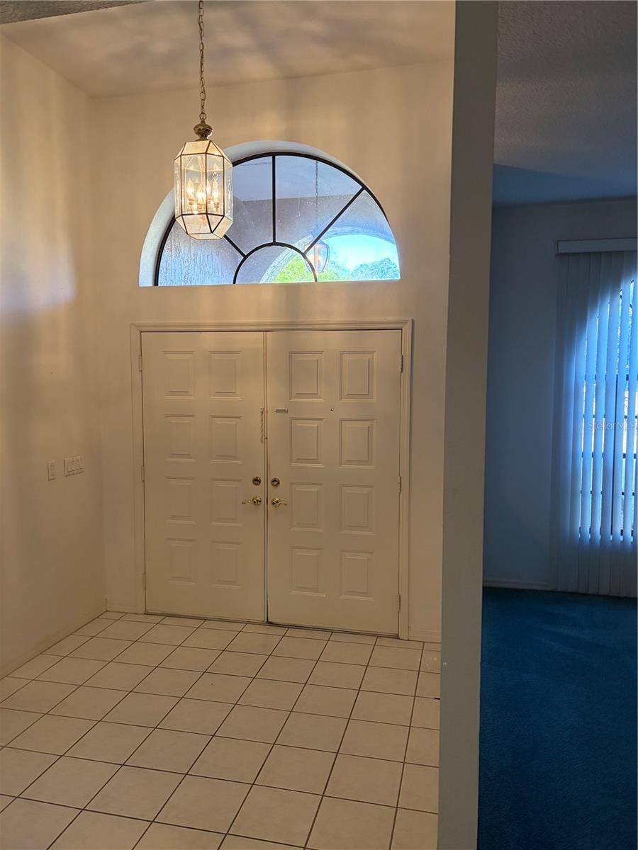 GOLDEN ACRES - Residential