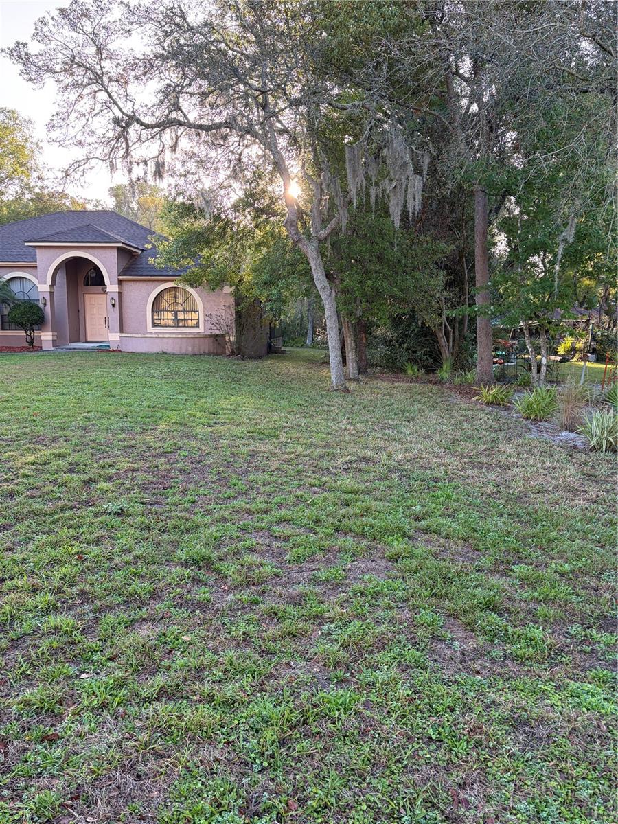 GOLDEN ACRES - Residential