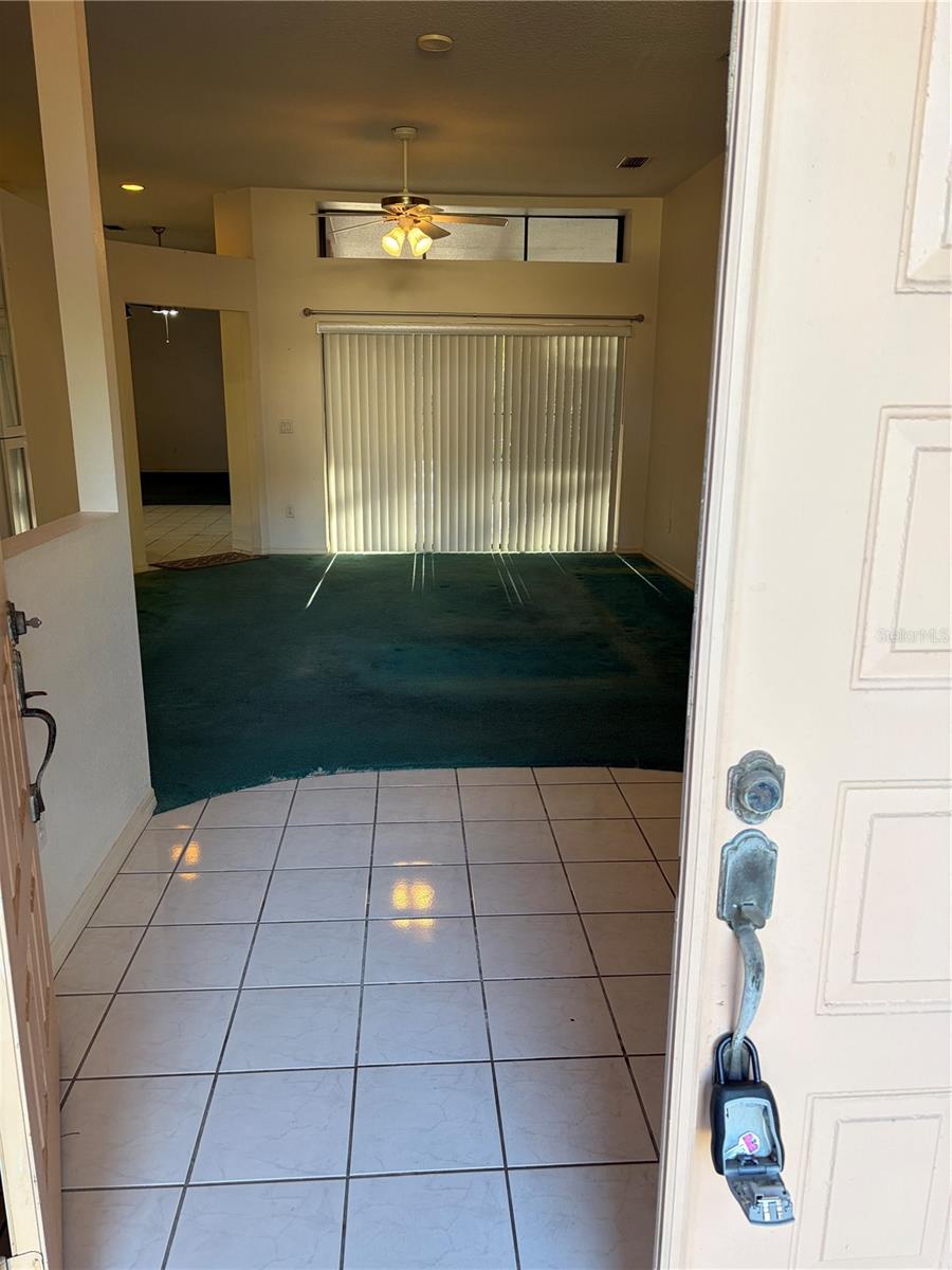 GOLDEN ACRES - Residential