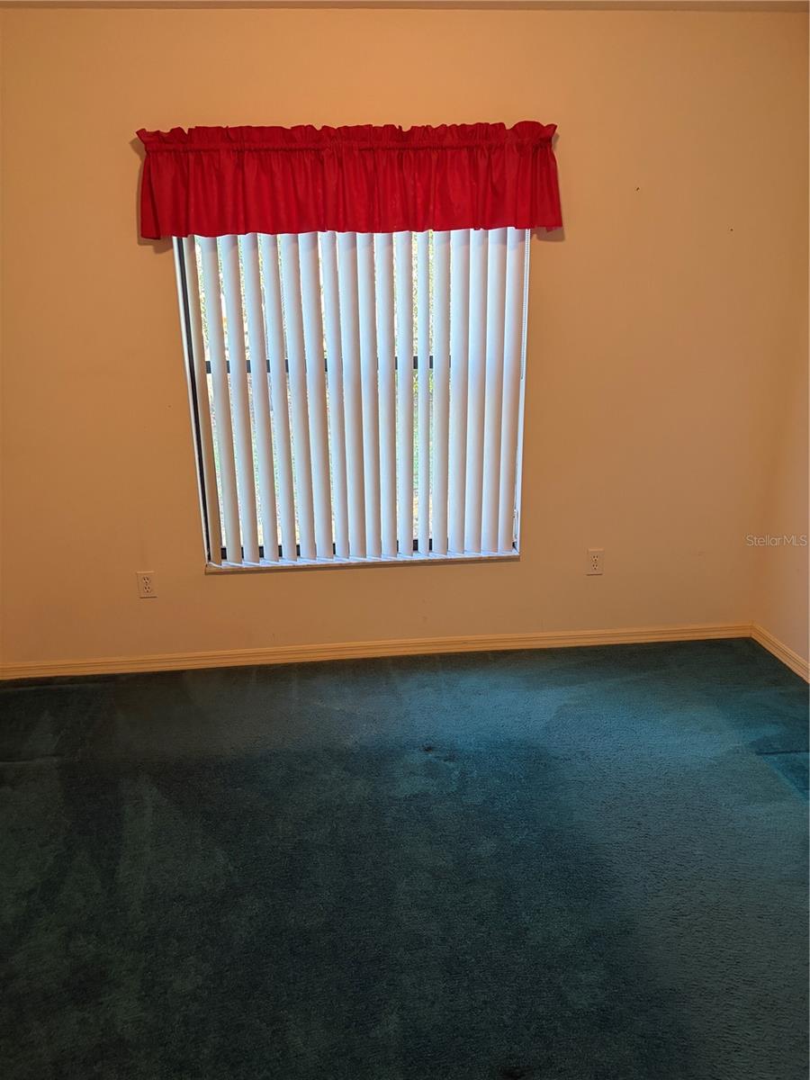 GOLDEN ACRES - Residential